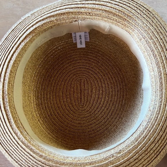 Nine West 100% Paper Brimmed Bucket Hat Grosgrain Bow Ribbon OS - Picture 7 of 7